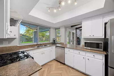 11714 Buckingham Road, Austin, TX 78759 - Photo 11