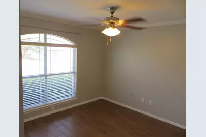 918 W South Street, Leander, TX 78641 - Photo 3