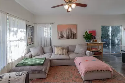 1198 E M Franklin Avenue, Austin, TX 78721 - Photo 7