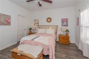 1198 E M. Franklin Ave, Austin, TX 78721 - Photo 23