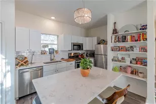 1198 E M. Franklin Ave, Austin, TX 78721 - Photo 11