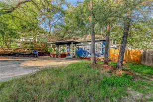 1198 E M. Franklin Ave, Austin, TX 78721 - Photo 3