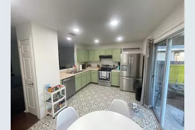 1513 Coriander Drive, Austin, TX 78741 - Photo 9