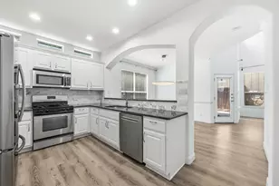 6708 Manchaca Rd, Austin, TX 78745 - Photo 9