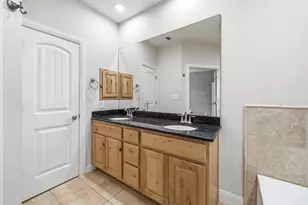 6708 Manchaca Rd, Austin, TX 78745 - Photo 19