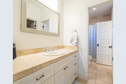 14 Autumn Oaks Drive, The Hills, TX 78738 - Photo 25