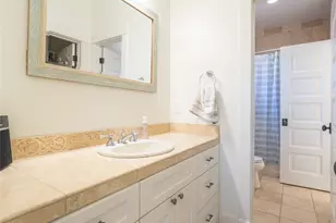 14 Autumn Oaks Dr, The Hills, TX 78738 - Photo 25