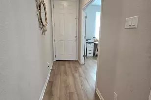 727 Gray Fox Loop, Hutto, TX 78634 - Photo 3