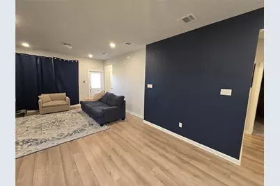 727 Gray Fox Loop, Hutto, TX 78634 - Photo 9