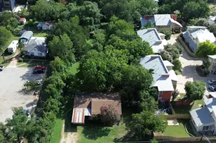 1806 Fort View Rd, Austin, TX 78704 - Photo 9