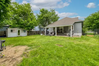 920 Washburn Street, Taylor, TX 76574 - Photo 29