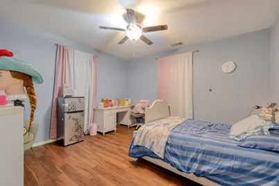920 Washburn Street, Taylor, TX 76574 - Photo 17