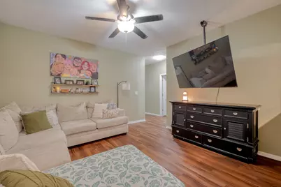 920 Washburn Street, Taylor, TX 76574 - Photo 11