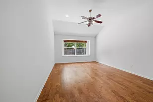 15228 Fernhill Dr, Austin, TX 78717 - Photo 17