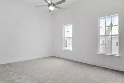 4502 Grassland Drive, Austin, TX 78723 - Photo 21