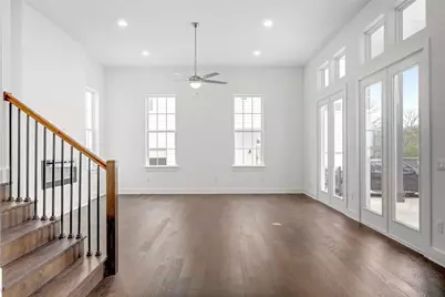 4502 Grassland Drive, Austin, TX 78723 - Photo 11