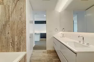 313 W 17th St, Austin, TX 78701 - Photo 25