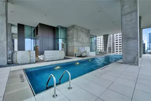 313 W 17th St, Austin, TX 78701 - Photo 27