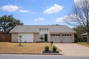 1609 Woodhill Dr, Round Rock, TX 78681 - Photo 3