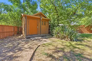 2002 Terry Ln, Georgetown, TX 78628 - Photo 31