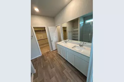 150 Lennox Drive, Kyle, TX 78640 - Photo 5
