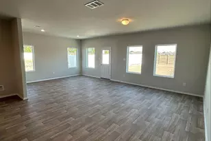 150 Lennox Dr, Kyle, TX 78640 - Photo 3