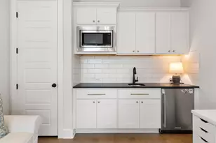 192 Gaucho Wy, Dripping Springs, TX 78620 - Photo 23