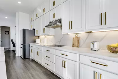 124 Serenity Hills Drive, Georgetown, TX 78628 - Photo 17