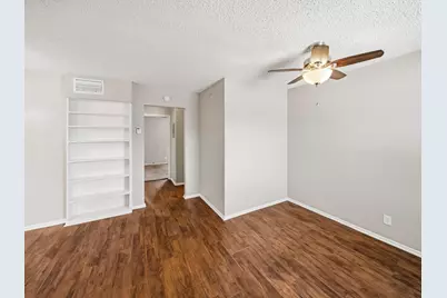 2401 Manor Road #222, Austin, TX 78722 - Photo 3