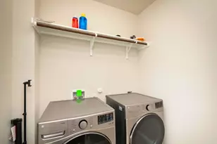 111 Lyrebird Ln, Hutto, TX 78634 - Photo 9