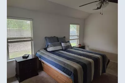 528 S Brook Drive, Leander, TX 78641 - Photo 9