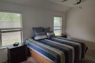 528 S Brook Dr, Leander, TX 78641 - Photo 9