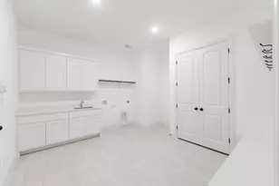 2102 Crimson Sunset Dr, Georgetown, TX 78628 - Photo 25