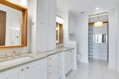 800 W 5th Street #1008, Austin, TX 78703 - Photo 9