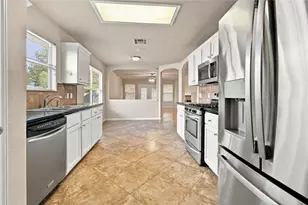 17512 Wiseman Dr, Pflugerville, TX 78660 - Photo 5