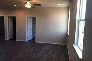 1310 Hausman Dr, Lockhart, TX 78644 - Photo 9