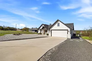 101 N Jerry Gray, Blanco, TX 78606 - Photo 3