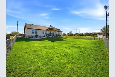 101 N Jerry Gray, Blanco, TX 78606 - Photo 29