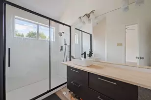 12501 Fallen Tower Ln, Austin, TX 78753 - Photo 21