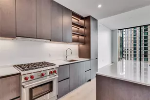 610 Davis St, Austin, TX 78701 - Photo 9