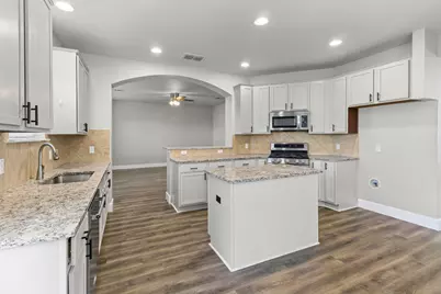 2128 Horse Wagon Drive, Austin, TX 78754 - Photo 7