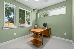 814 N Bluff Dr, Austin, TX 78745 - Photo 17