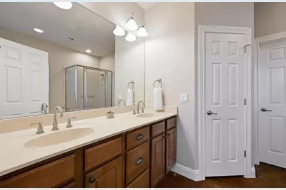 200 Oak Hollow Lane, Buda, TX 78610 - Photo 7