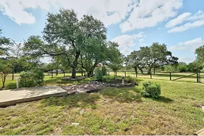 200 Oak Hollow Lane, Buda, TX 78610 - Photo 27