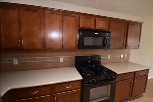 2133 Oltons Bluff Dr, Austin, TX 78754 - Photo 9