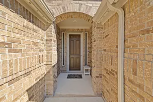 613 Sugar Cane Rd, Buda, TX 78610 - Photo 3