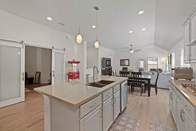 613 Sugar Cane Road, Buda, TX 78610 - Photo 11