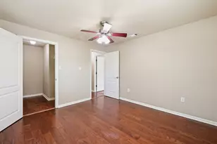 1127 Parr St, Luling, TX 78648 - Photo 11