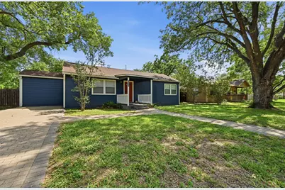 1127 Parr Street, Luling, TX 78648 - Photo 3