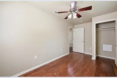 1127 Parr Street, Luling, TX 78648 - Photo 13